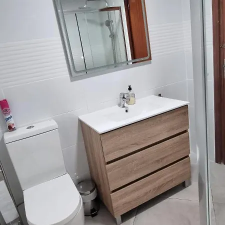 Habitacion Matrimonio A 100 M De La Playa De Poniente ホームステイ ベニドルム