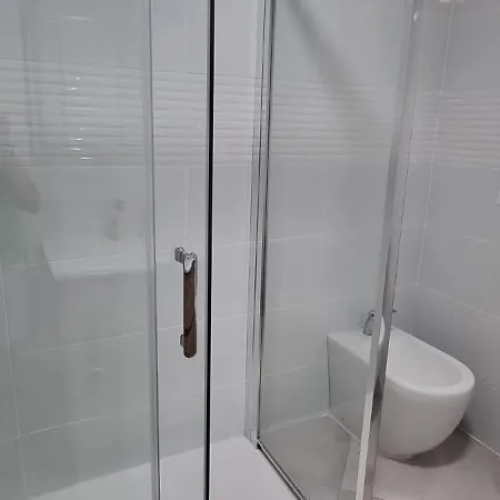 Habitacion Matrimonio A 100 M De La Playa De Poniente ベニドルム