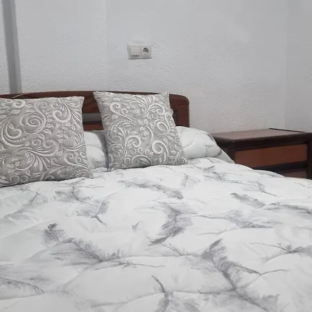 Matrimonio A 100 M De La Playa De Poniente